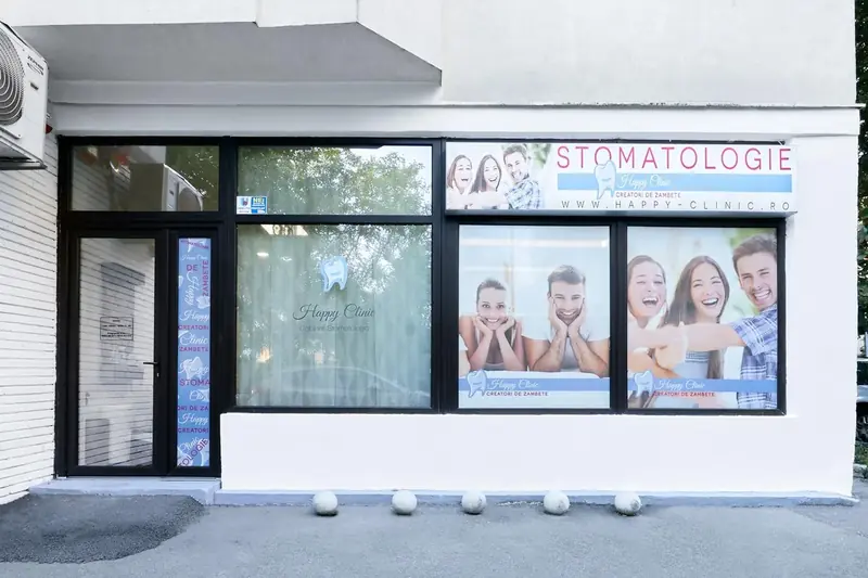 Happy Clinic entrance at 9 Soseaua Pipera