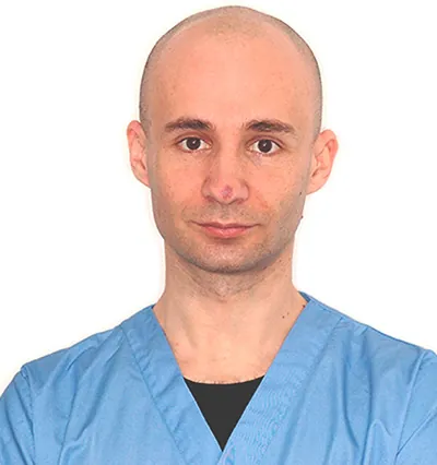 George Stuparu - Médico especialista en cirugía buco-maxilo-facial., Happy Clinic Pipera